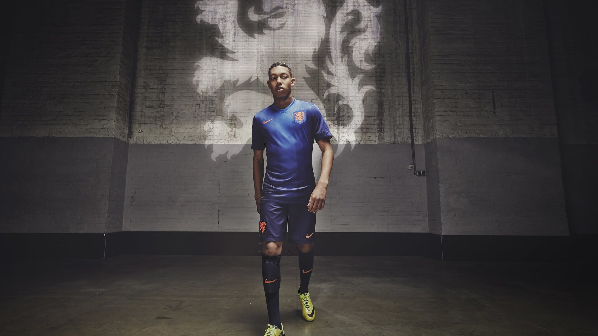 激烈追踪：WRC场外粉丝群的狂热气氛